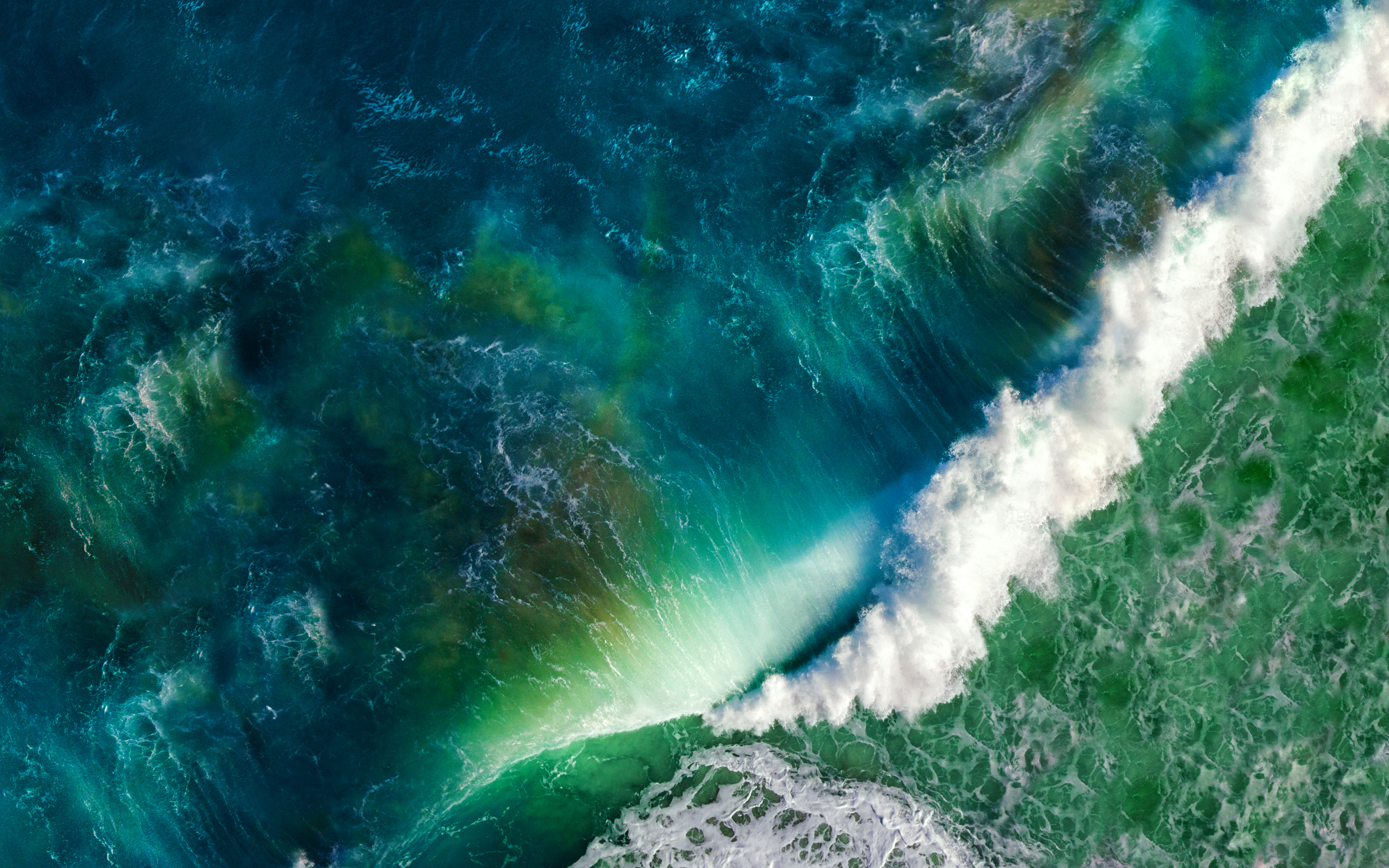 Ocean Waves iOS Stock 5K208868642